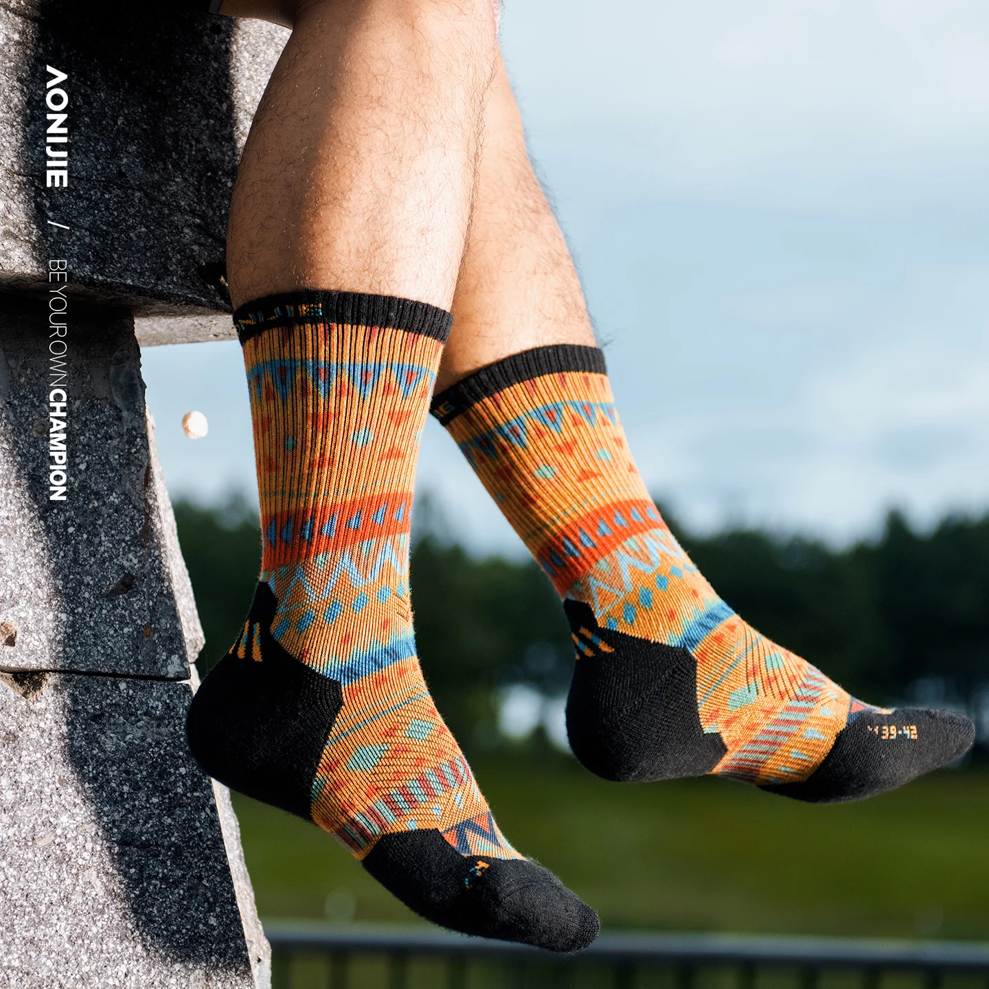 AONIJIE Outdoor Wool Crew Sock - Wool Hiking Sock 리뷰 및 가격